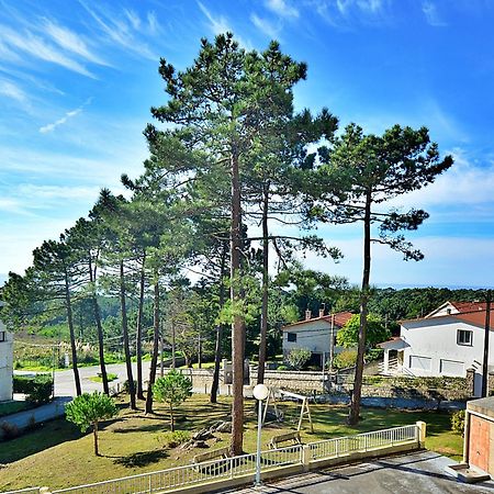 Galihost - Apartamento Con Vistas En Pedras Negras O Grove Eksteriør bilde