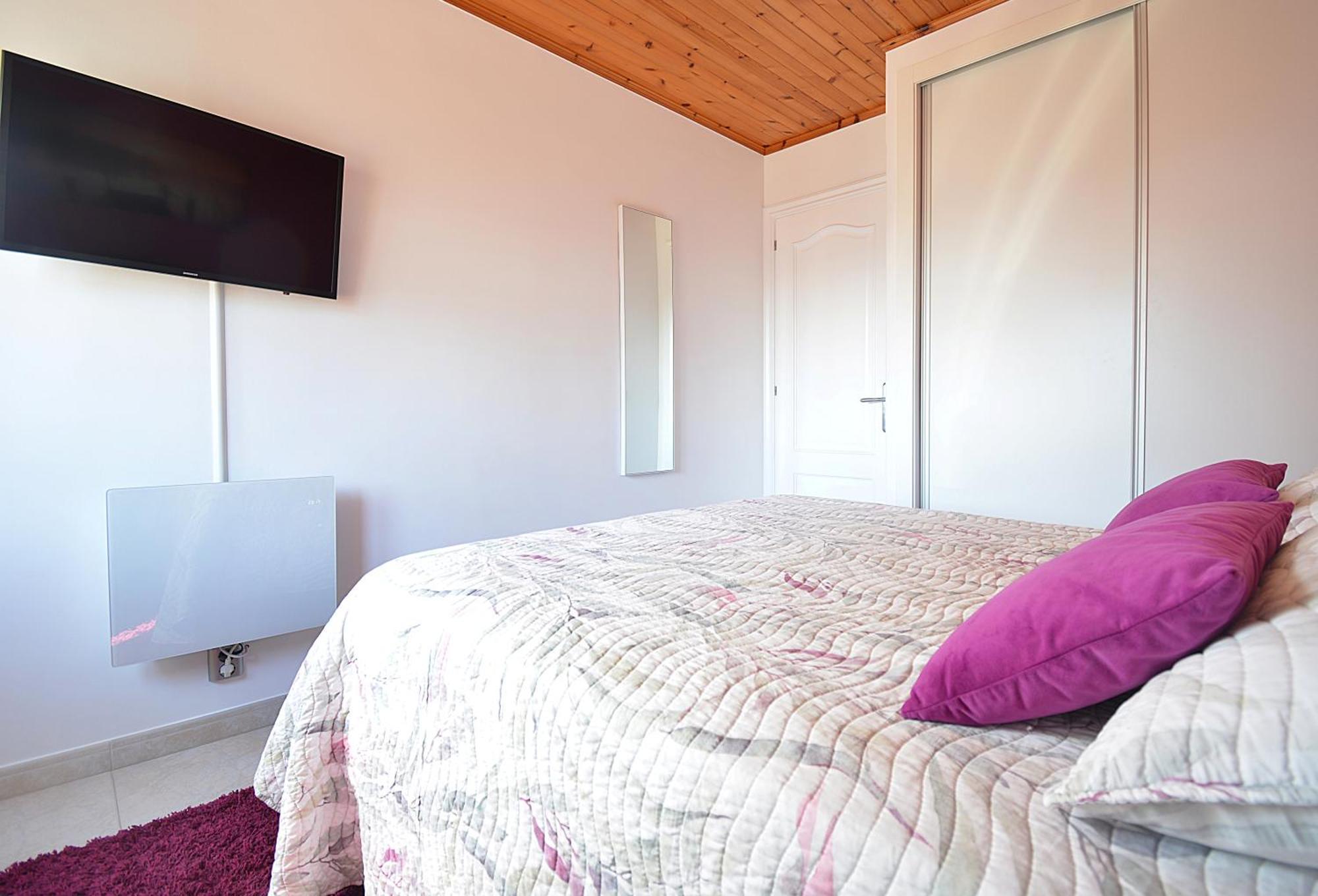 Galihost - Apartamento Con Vistas En Pedras Negras O Grove Eksteriør bilde